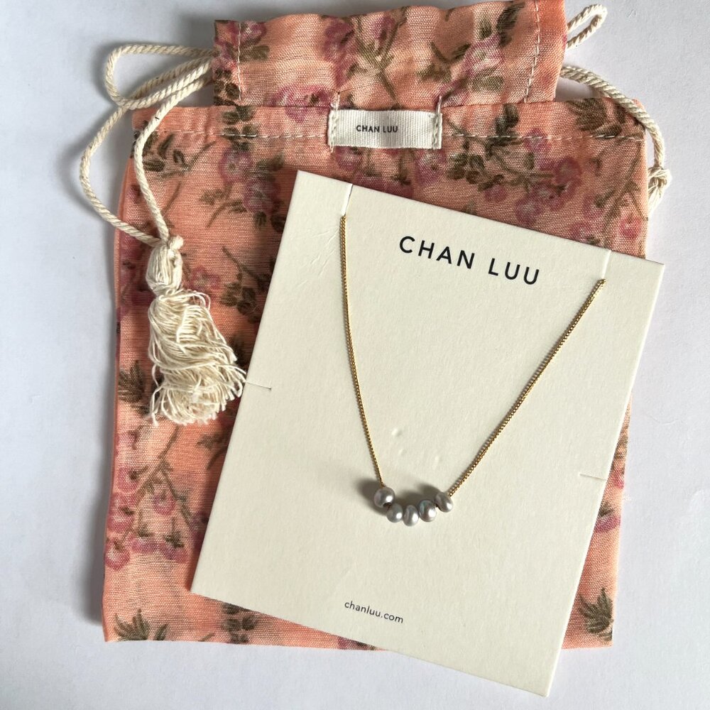 Chan Luu 5 Grey Pearl Necklace